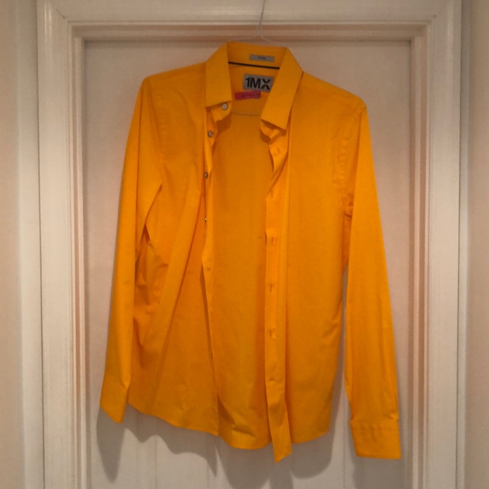 The brightest orange express men’s med button down